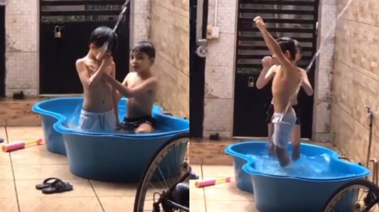 menino-batiza-amigo-na-piscina-de-casa:-“nova-criatura”