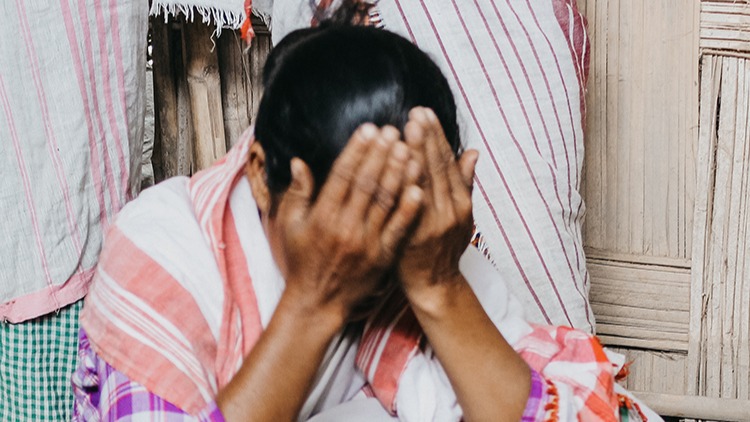 multidao-de-200-hindus-ataca-familia-crista-apos-se-recusarem-a-abandonar-jesus