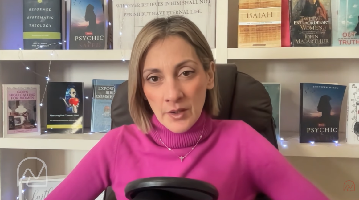 “a-cultura-fala-mais-do-mundo-espiritual-que-a-igreja”,-diz-ex-medium-convertida