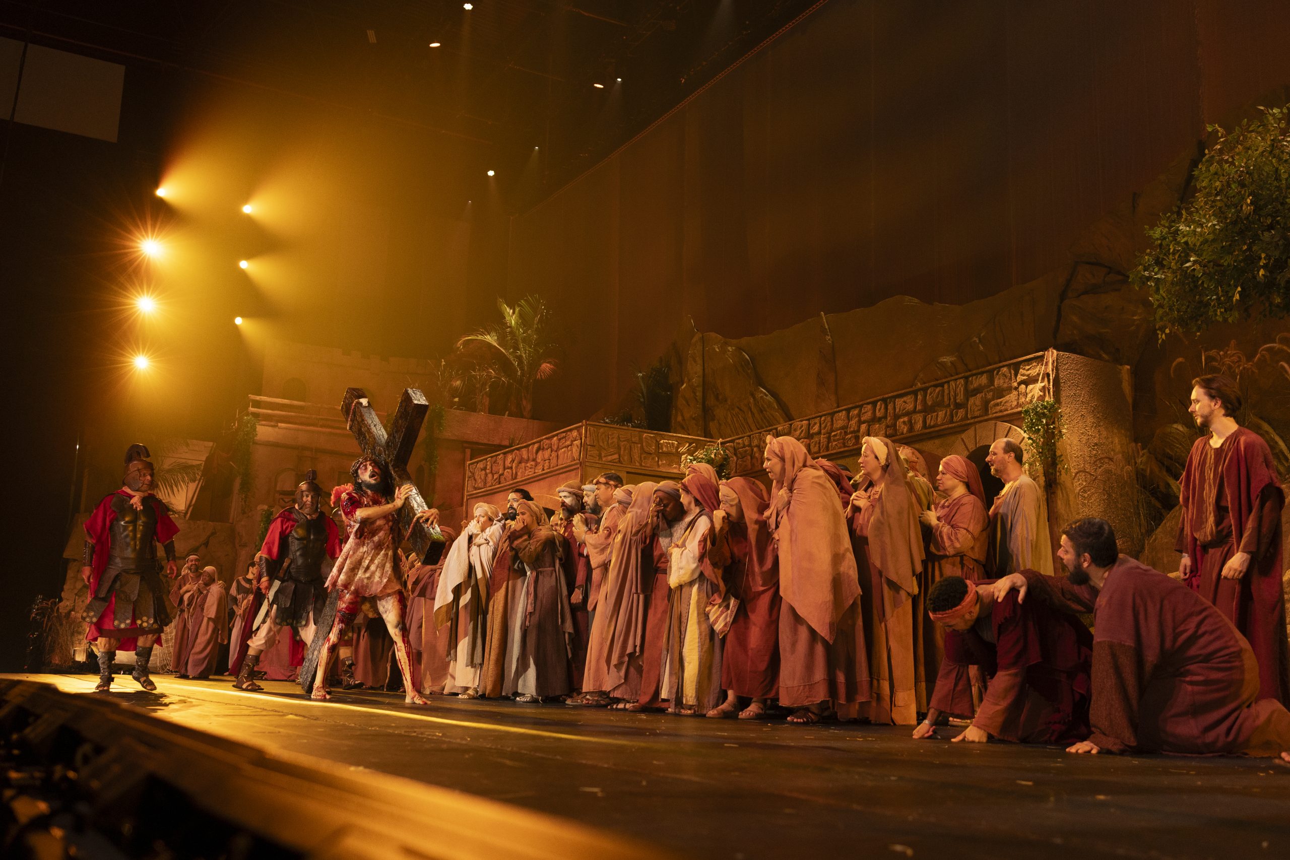 igreja-atrai-50.000-pessoas-para-auto-de-pascoa:-‘reflexao-sobre-jesus’