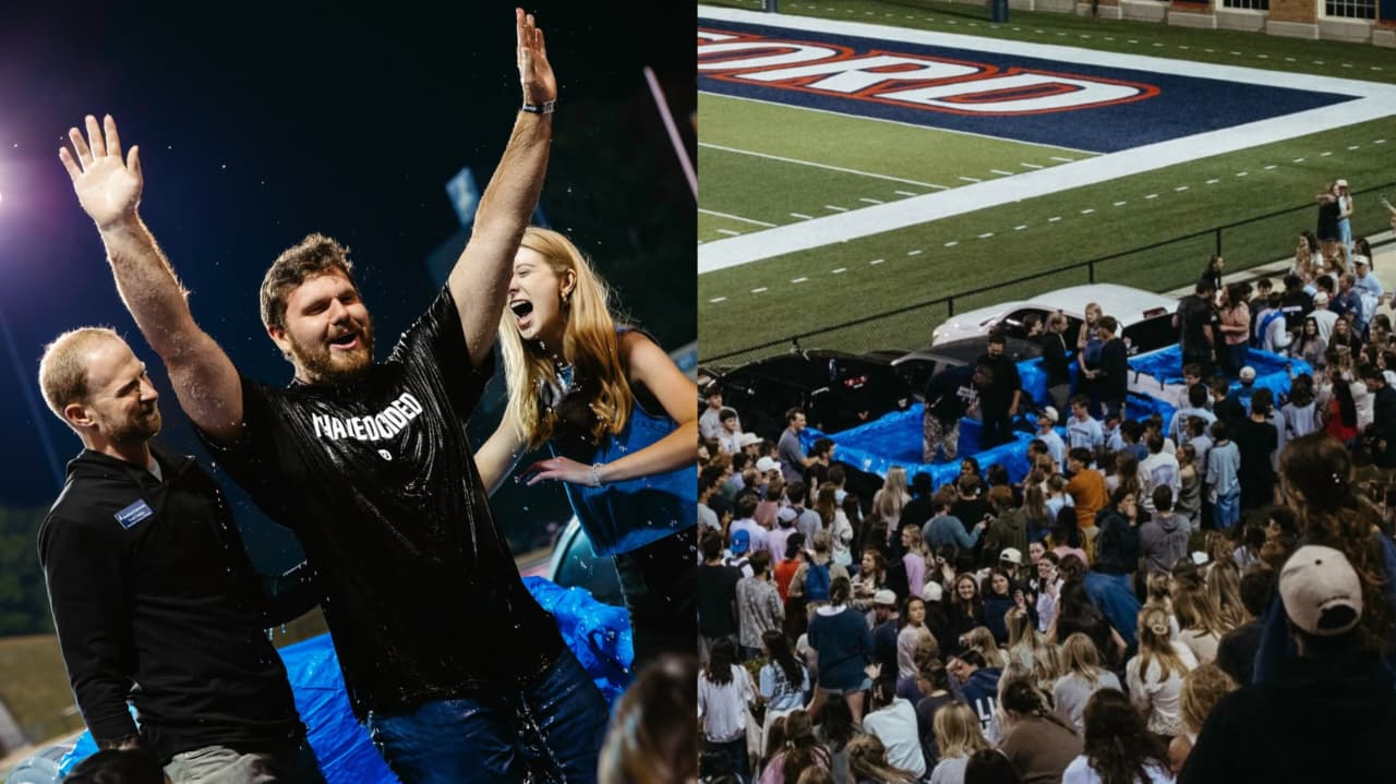 batismo-e-feito-em-mais-uma-universidade-dos-eua:-“batizamos-ate-depois-da-meia-noite”